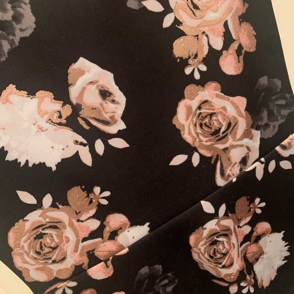 Flattering Peplum Top - Picture 3 of 6